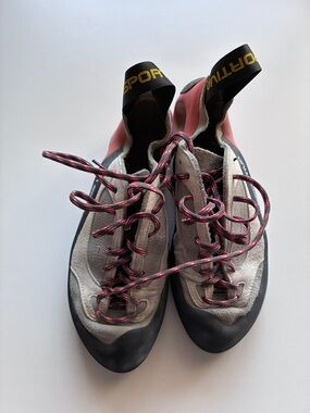 La Sportiva Women's Tarantulace climbing shoes